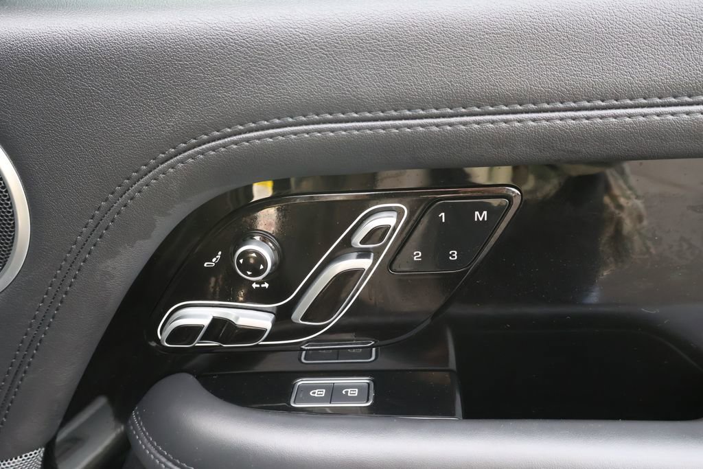 Used 2021 Land Rover Range Rover P525 Westminster Edition LWB image 43