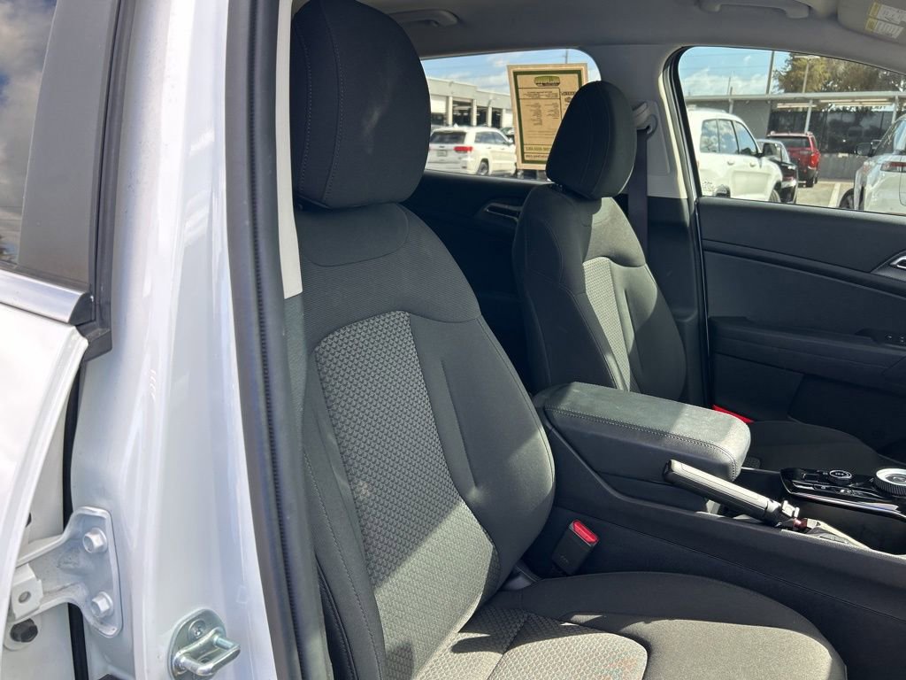 Used 2023 Kia Sportage LX image 21