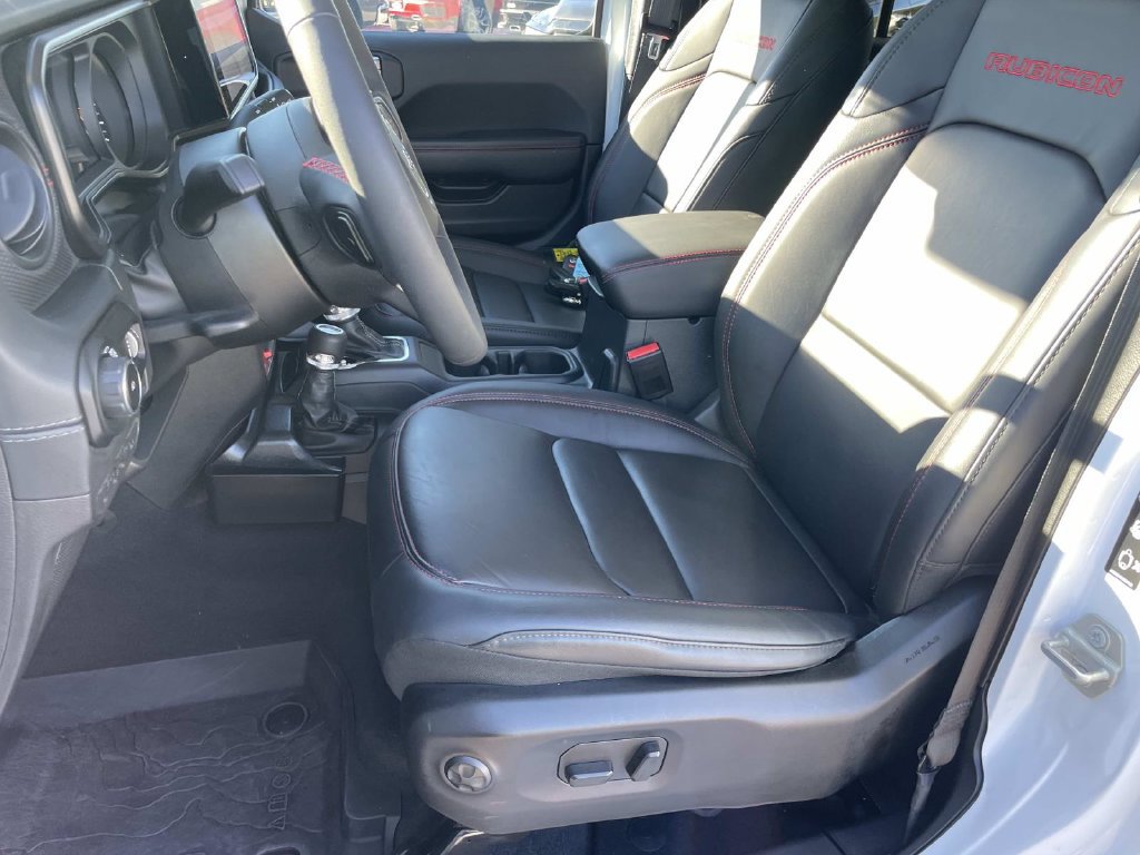 Used 2024 Jeep Wrangler Unlimited Rubicon AWD/4WD image 43