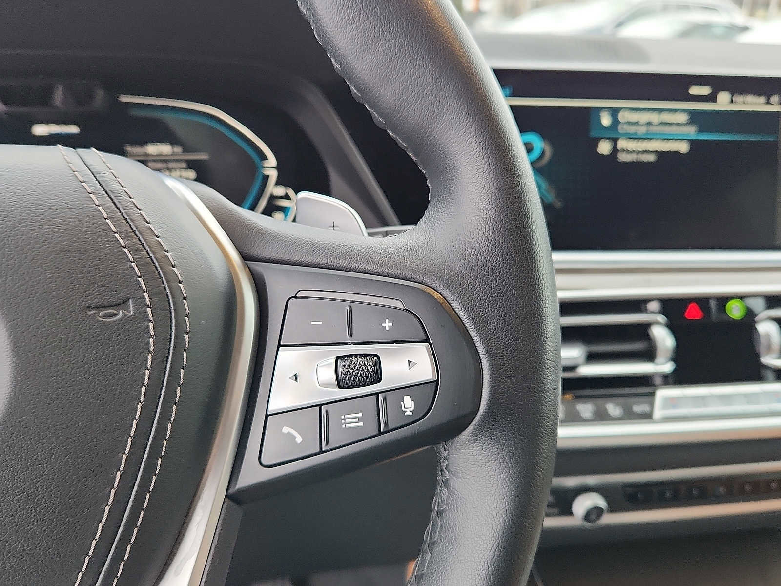 Certified 2022 BMW X5 xDrive45e image 21