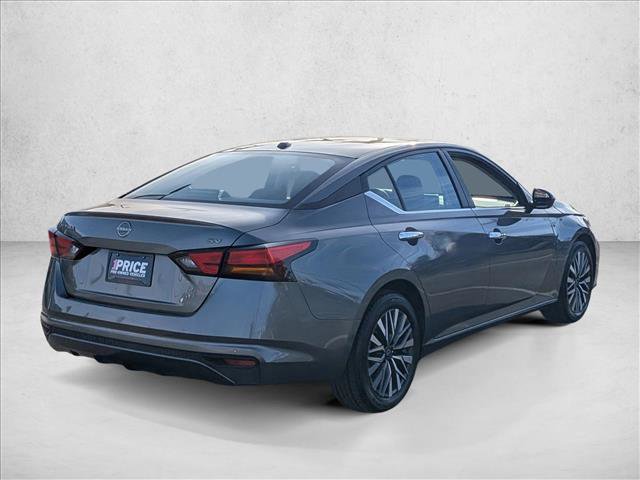 Used 2023 Nissan Altima 2.5 SV image 5