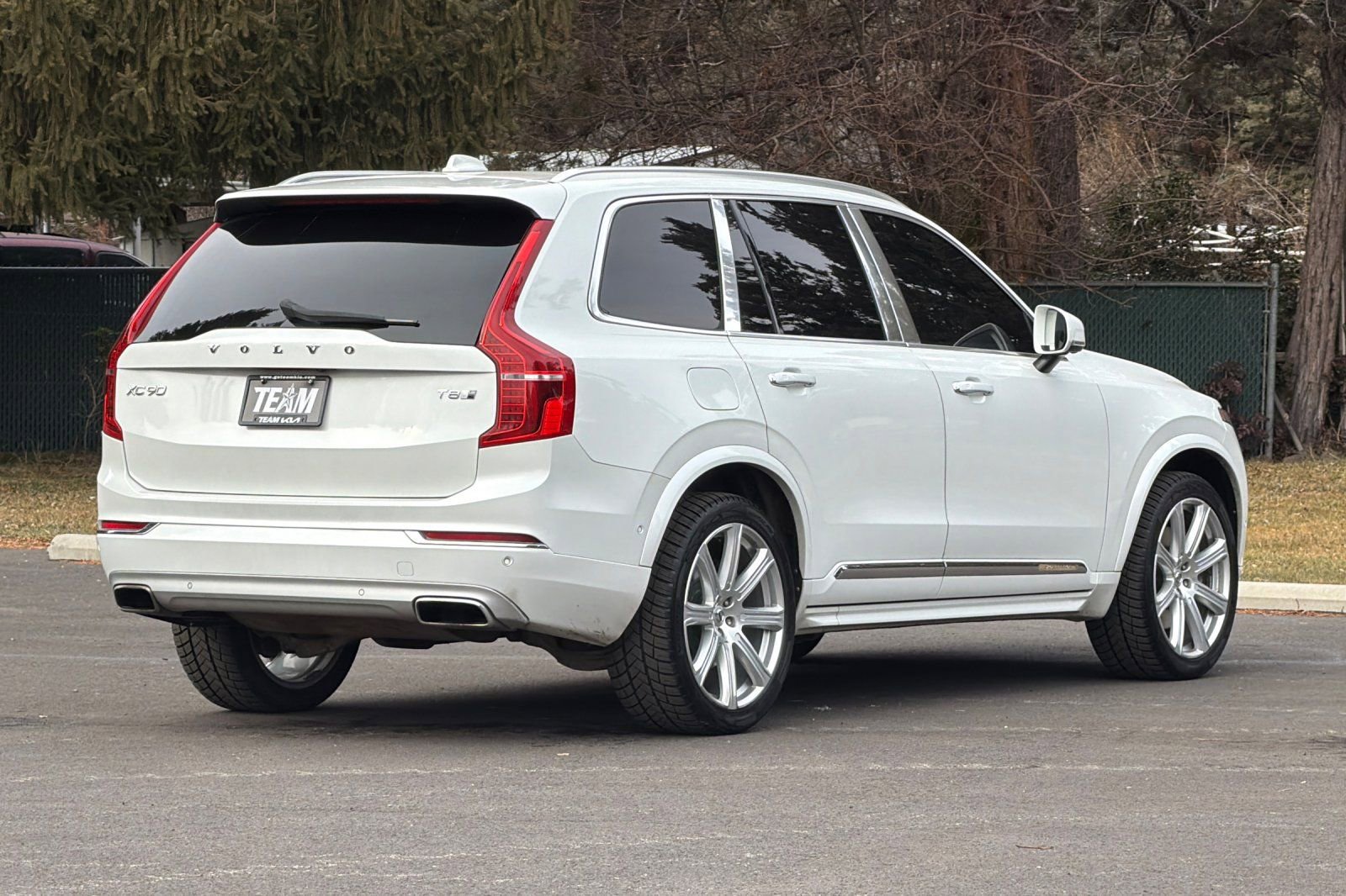 Used 2017 Volvo XC90 T8 Excellence image 4