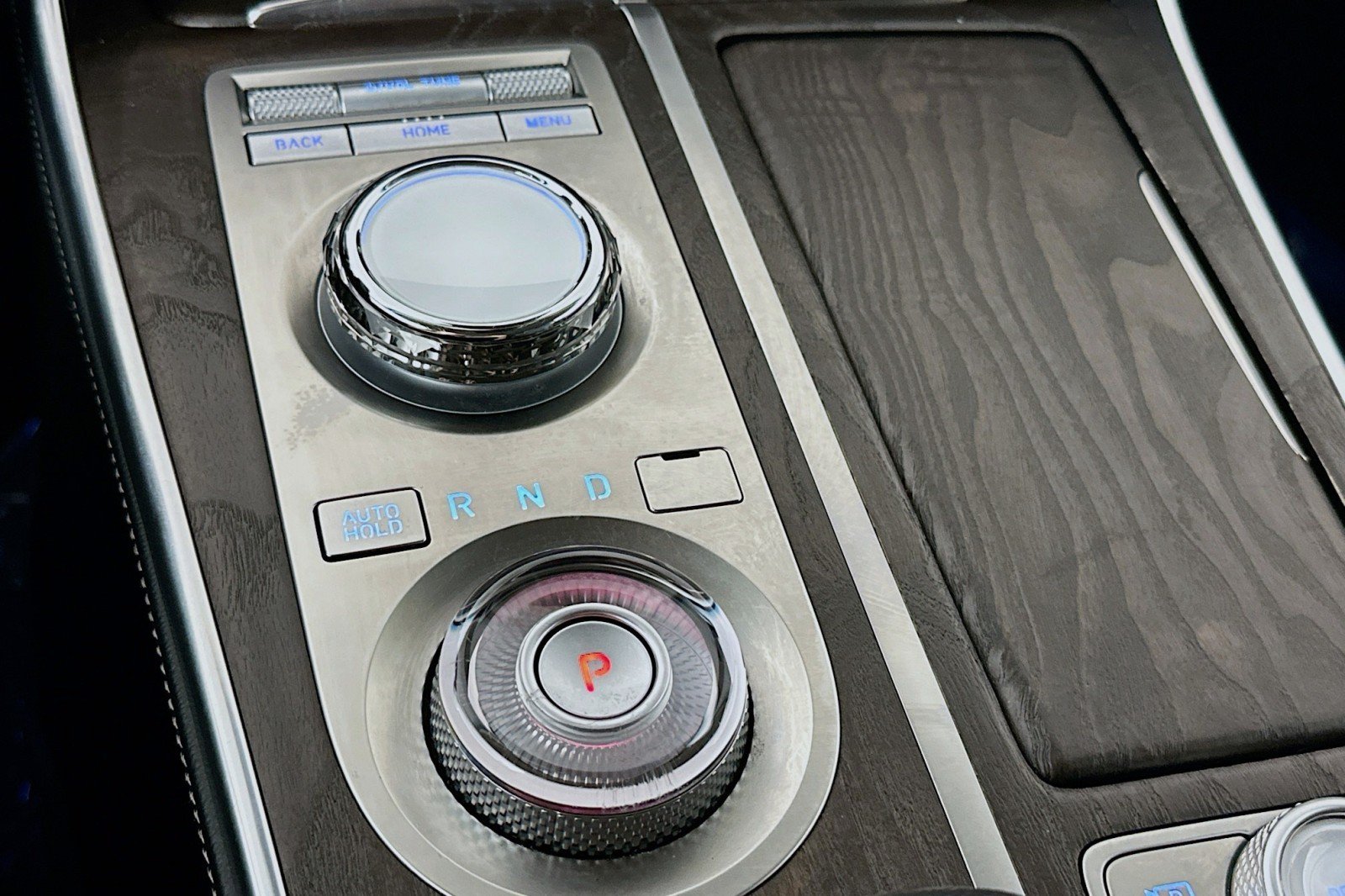 Used 2024 Genesis GV80 2.5T AWD/4WD image 7