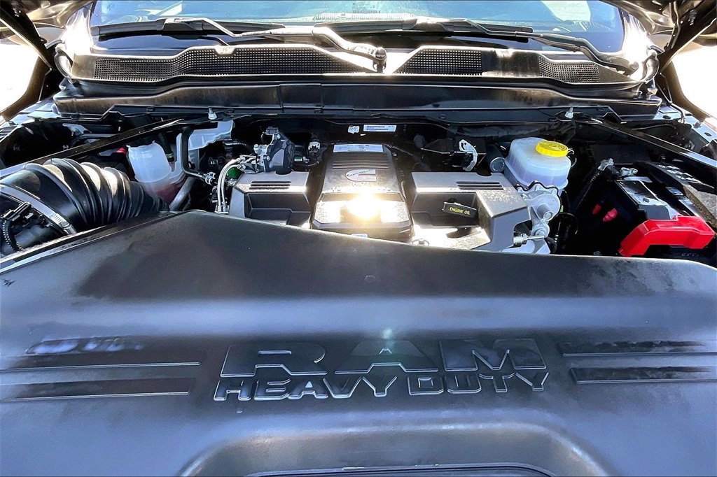 Used 2024 RAM 3500 Tradesman w/ Chrome Appearance Group image 31