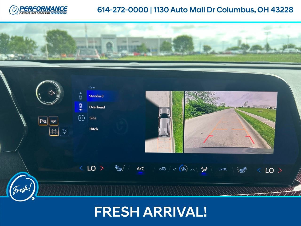 Used 2026 Chevrolet Traverse Z71 AWD/4WD image 25