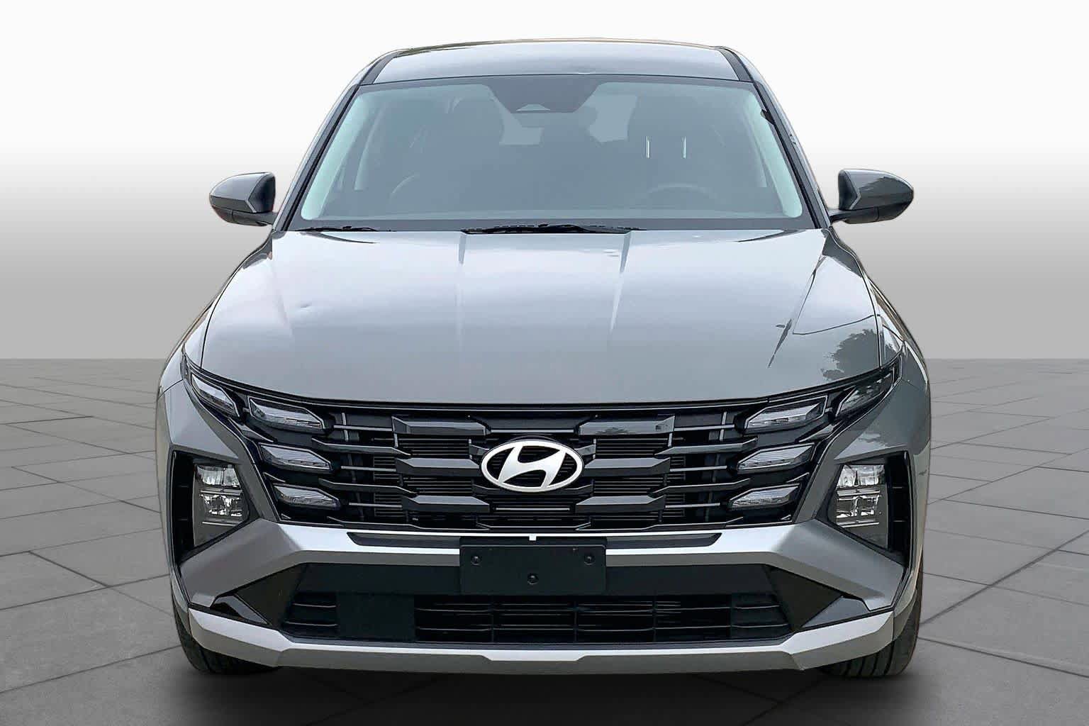 Used 2025 Hyundai Tucson SE FWD image 4