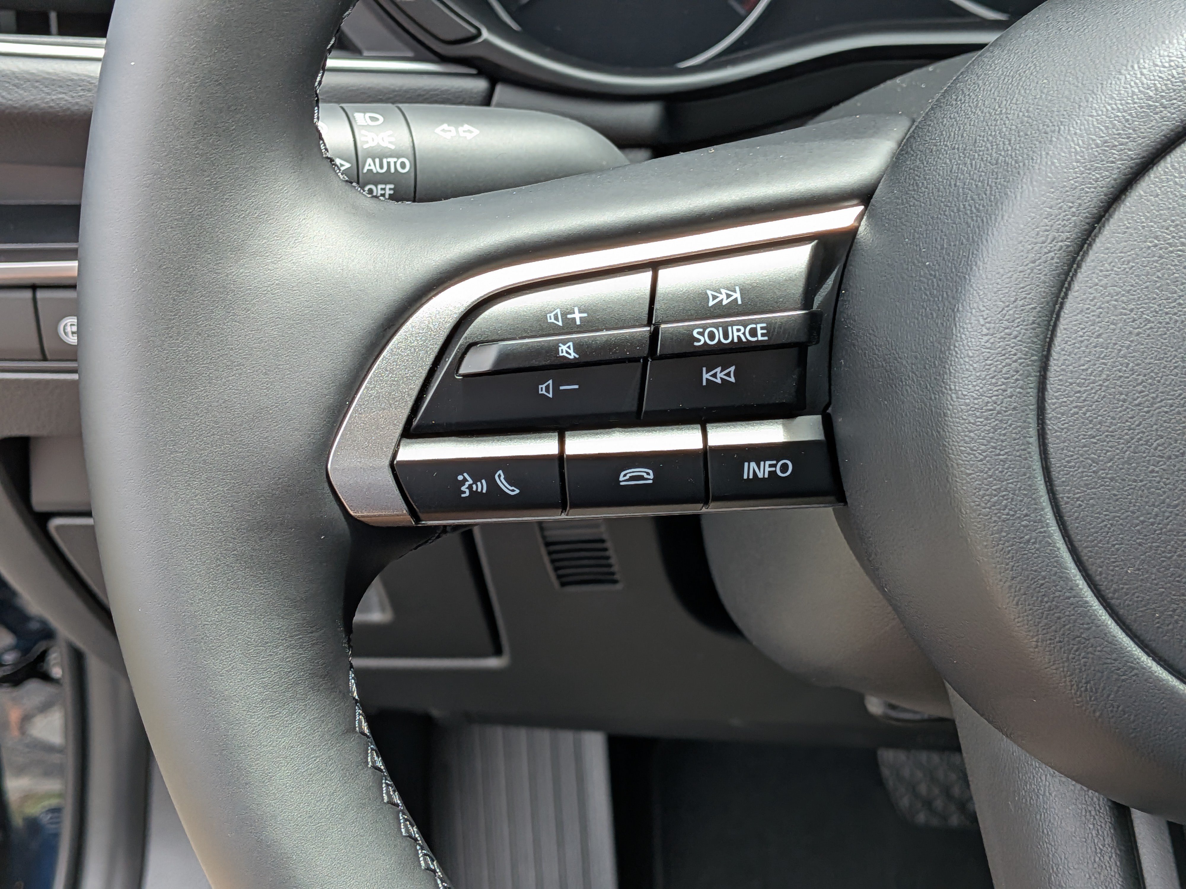 New 2026 MAZDA MAZDA3 s Sport FWD image 25
