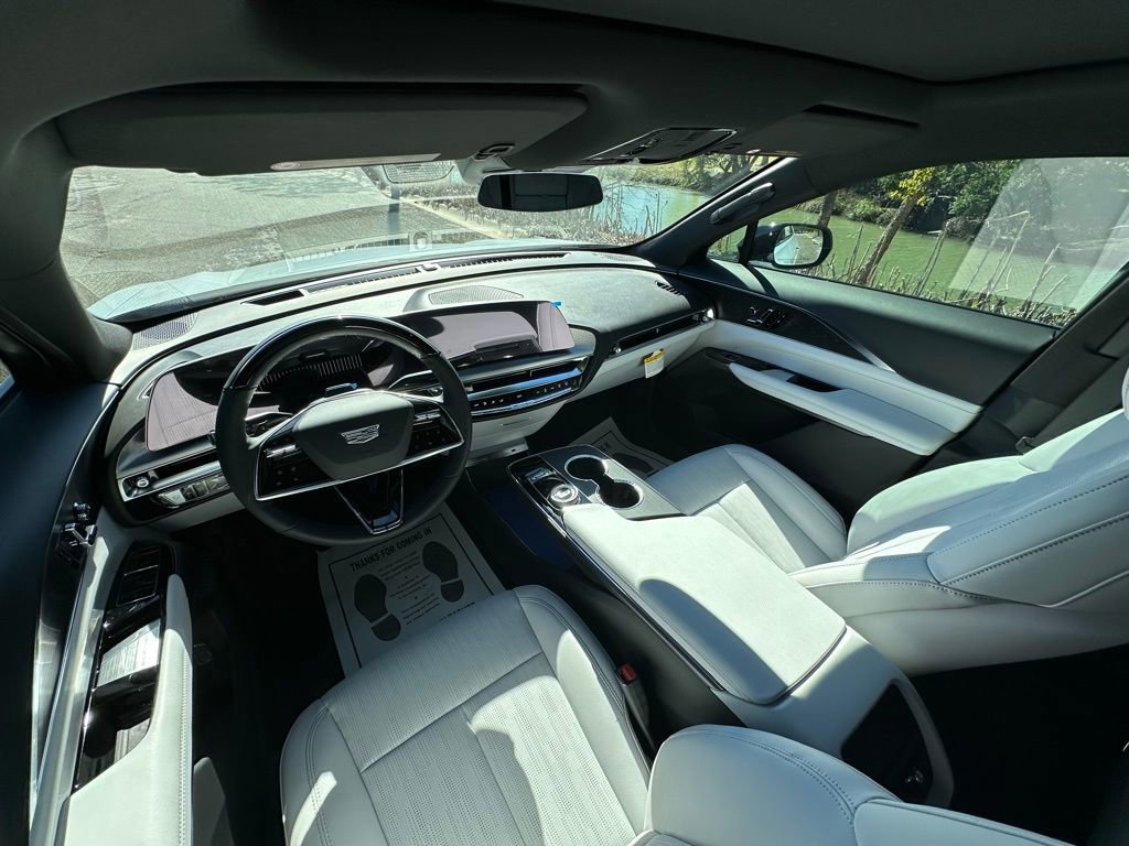 New 2026 Cadillac Lyriq Sport image 15