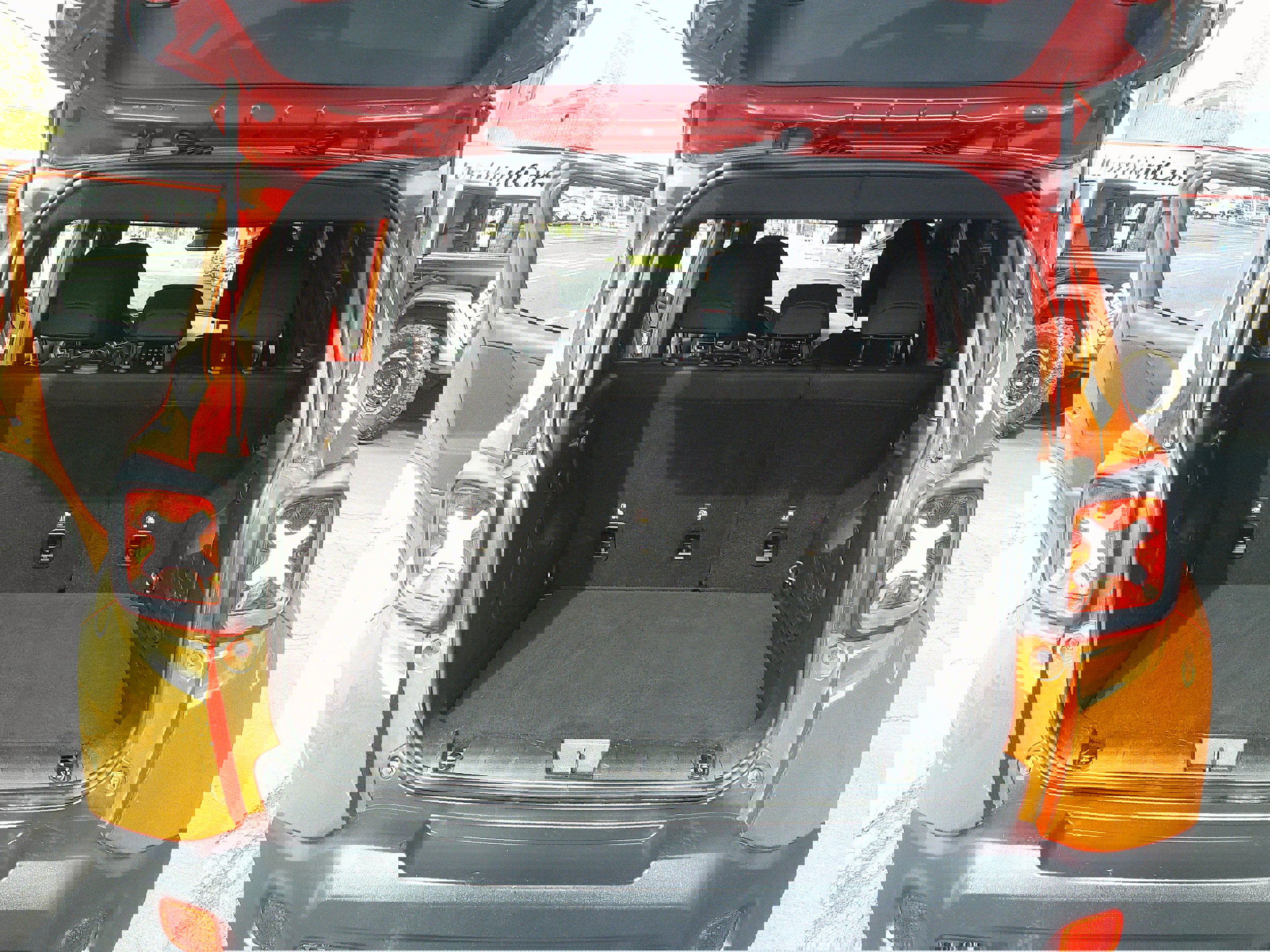 Used 2021 Jeep Renegade Latitude image 17