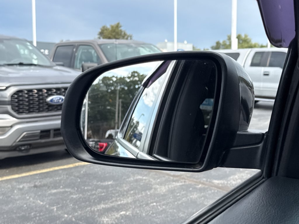 Used 2021 Jeep Cherokee High Altitude AWD/4WD image 42