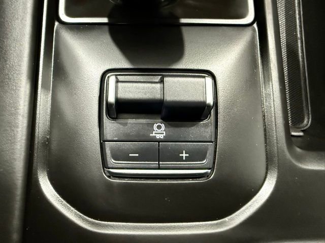 Used 2024 GMC Sierra 1500 AT4X image 42