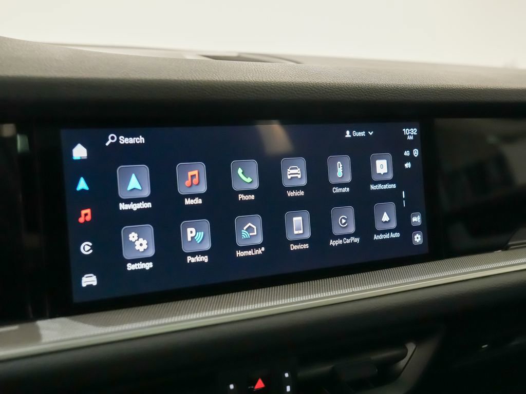 Certified 2024 Porsche Cayenne AWD/4WD image 29