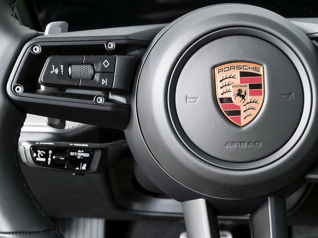 New 2026 Porsche Cayenne S image 10