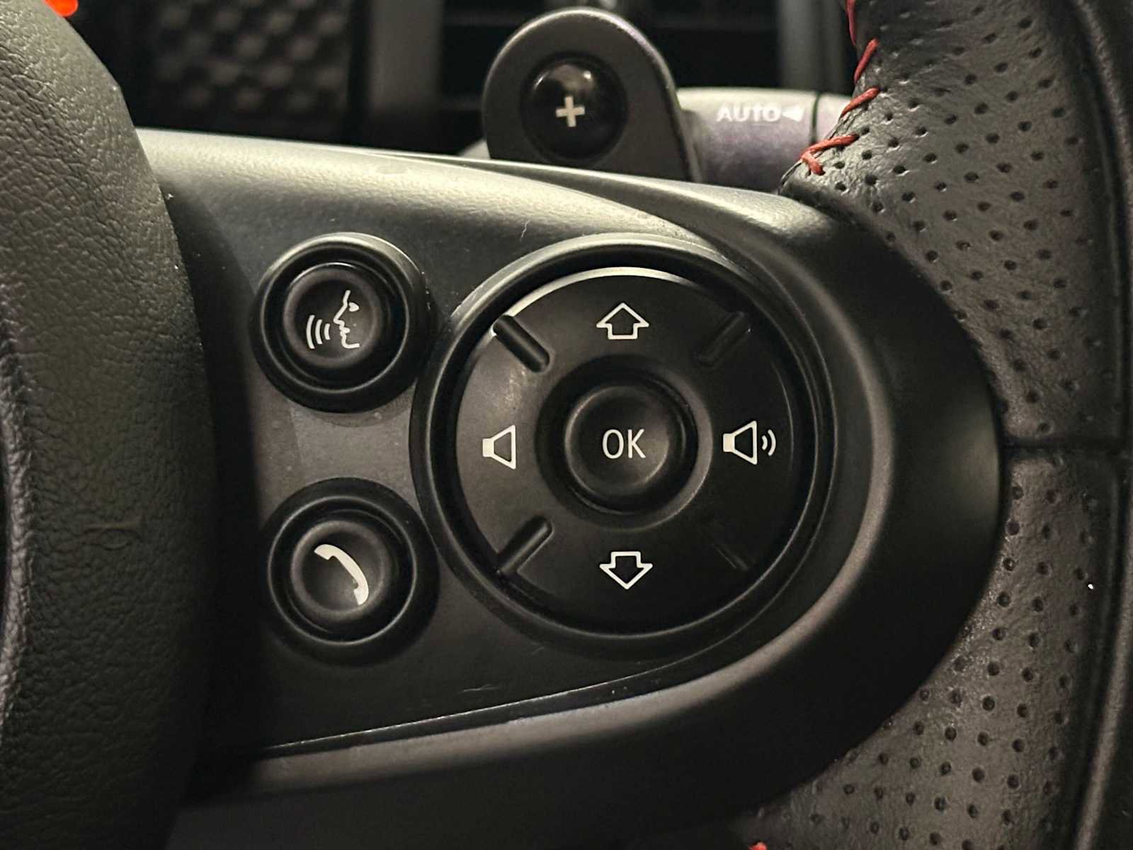 Used 2014 MINI Cooper S image 19