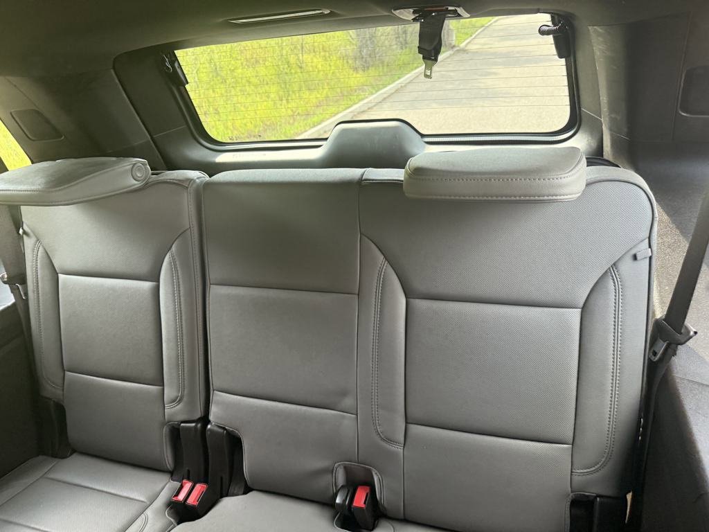 Used 2022 GMC Yukon SLT w/ SLT Luxury Package image 21