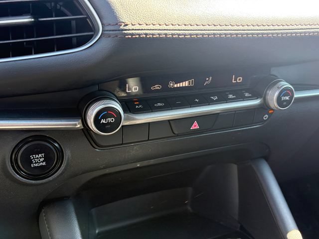 Used 2024 MAZDA MAZDA3 s FWD image 23