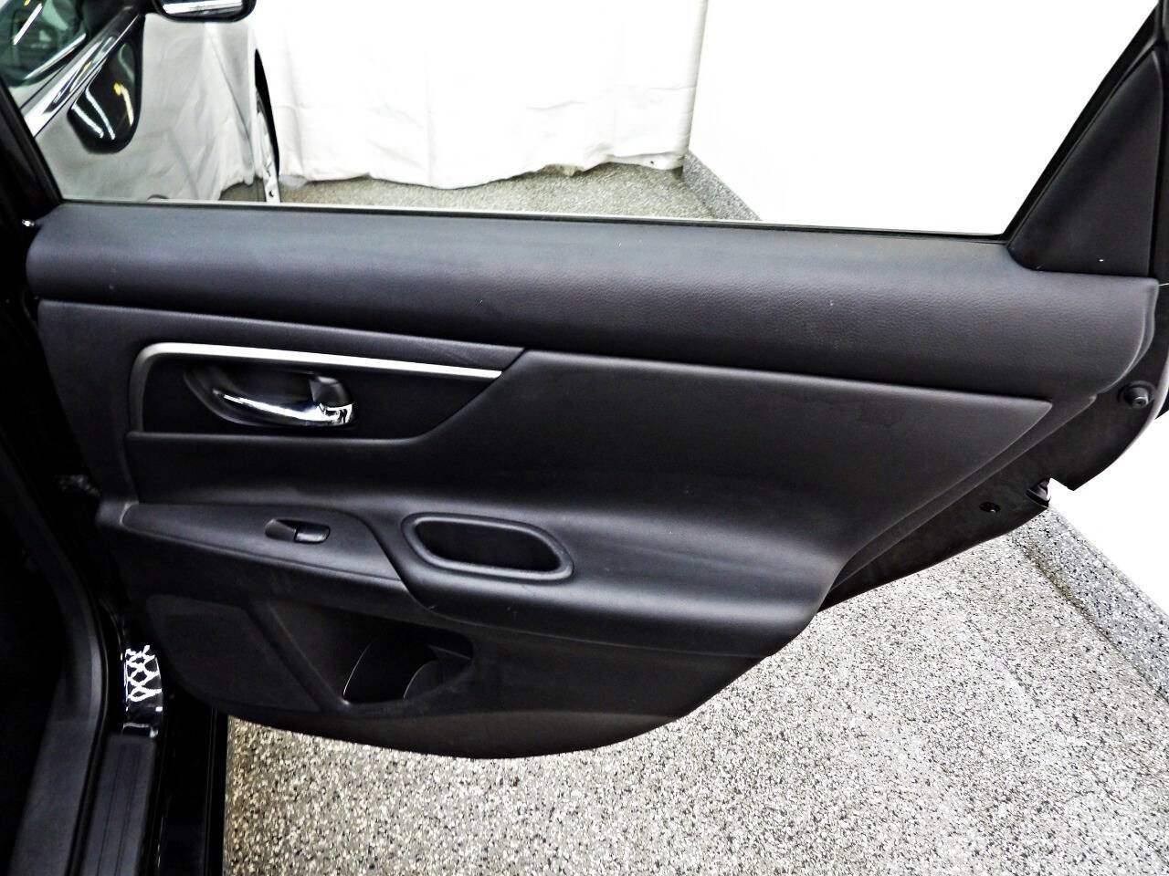 Used 2015 Nissan Altima 2.5 S w/ Power Driver Seat Package image 12