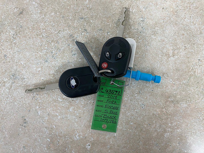 Used 2018 Ford Escape SE image 29
