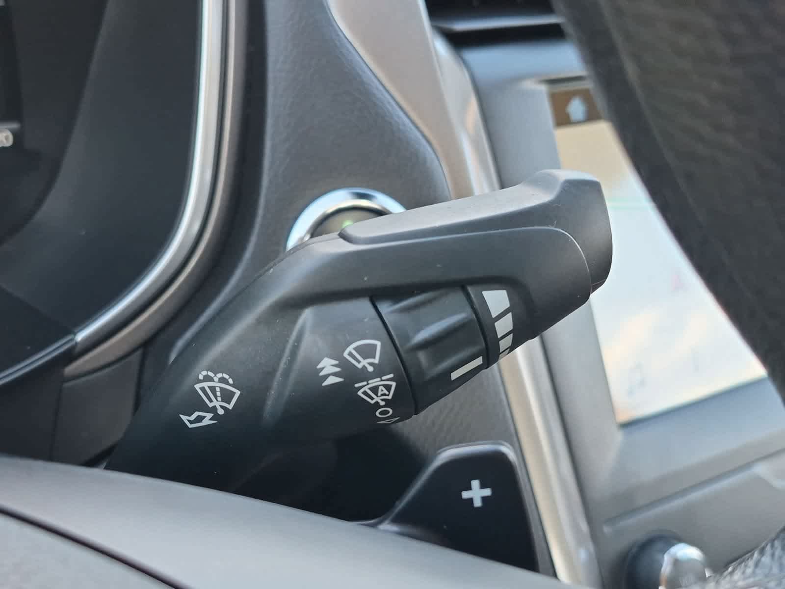 Used 2019 Ford Fusion SE FWD image 27