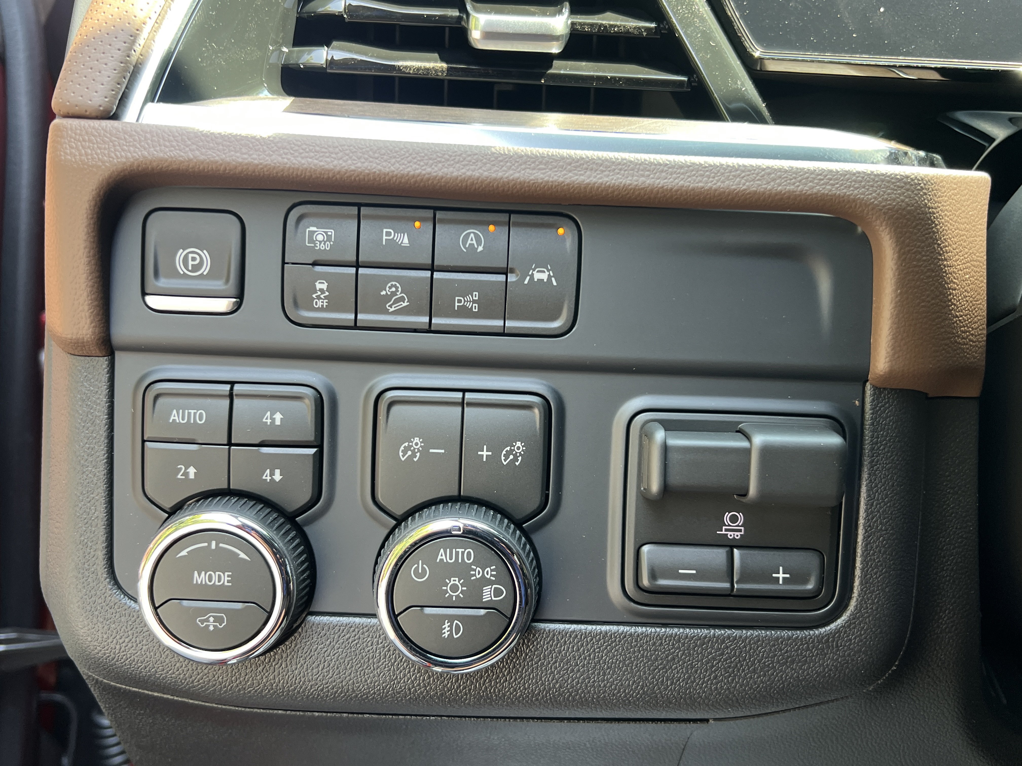 New 2026 Chevrolet Tahoe High Country AWD/4WD image 48