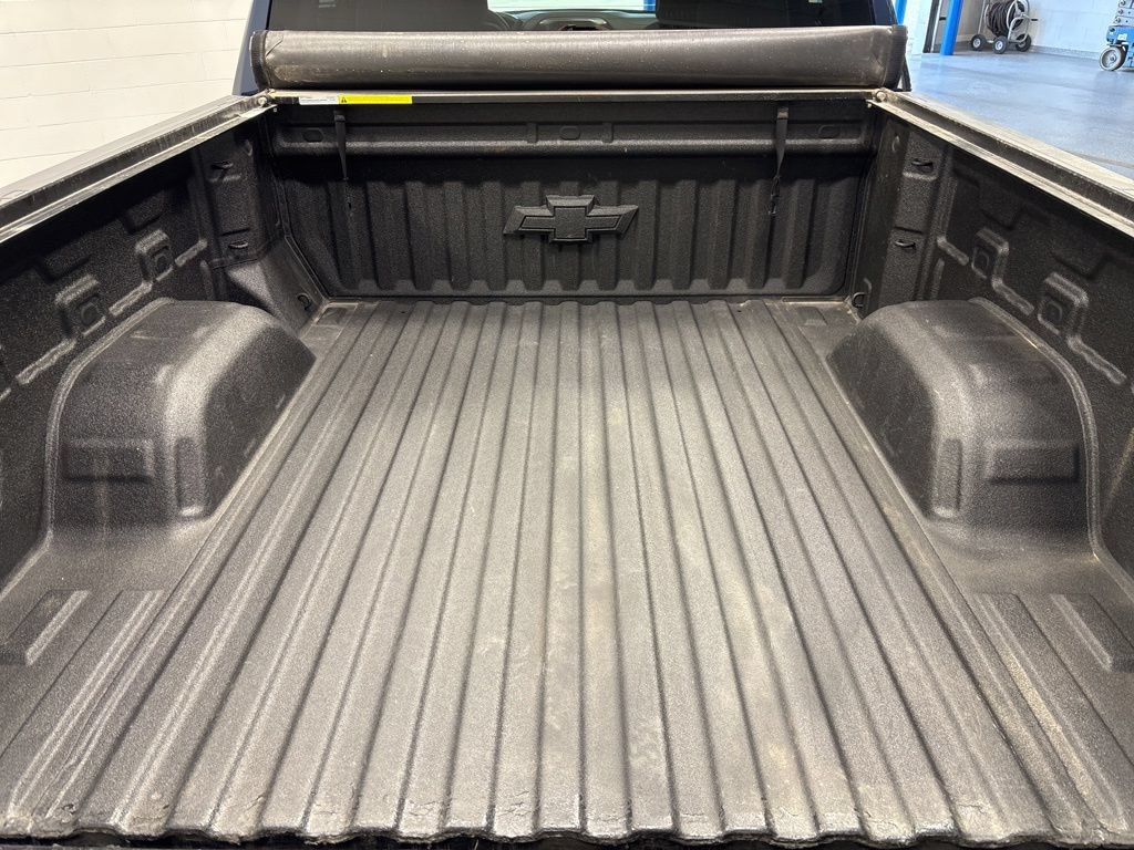 Used 2022 Chevrolet Silverado 1500 Custom AWD/4WD image 34