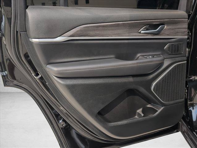 Used 2021 Jeep Grand Cherokee L Limited RWD image 26