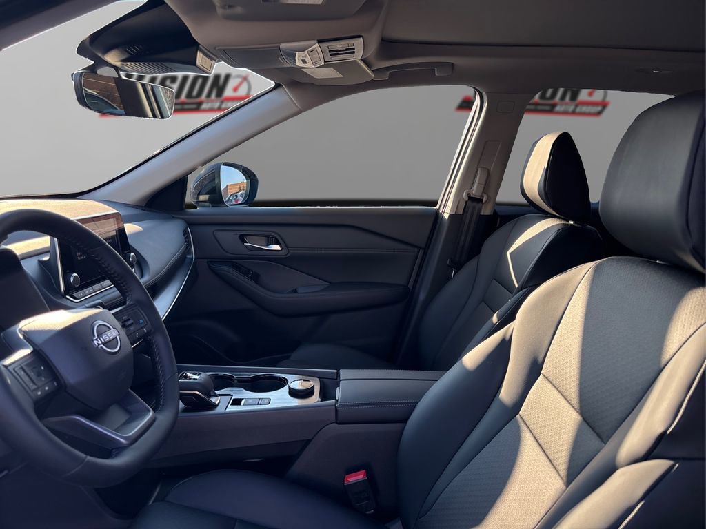New 2026 Nissan Rogue SV AWD/4WD image 9
