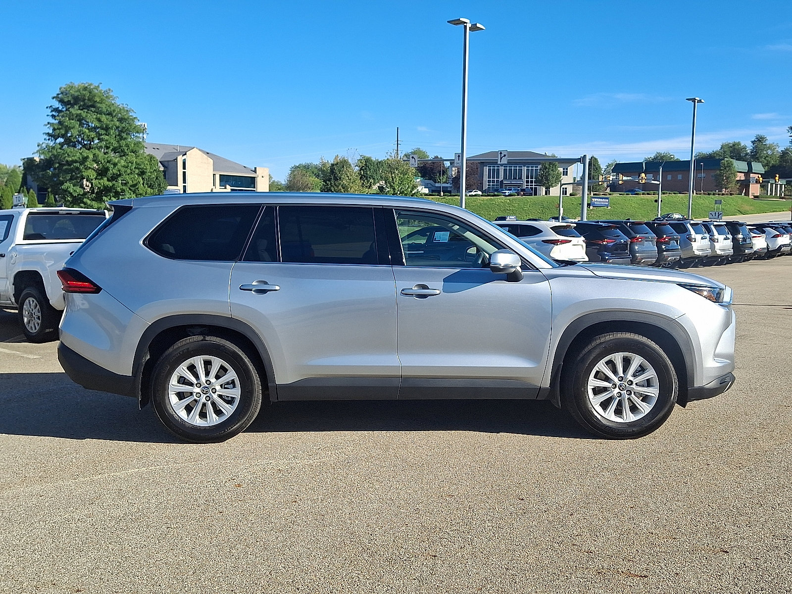 Certified 2024 Toyota Grand Highlander AWD Hybrid image 7