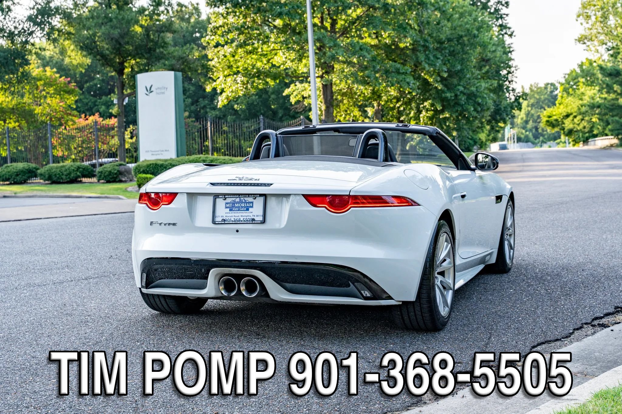 Used 2017 Jaguar F-TYPE Convertible RWD image 6