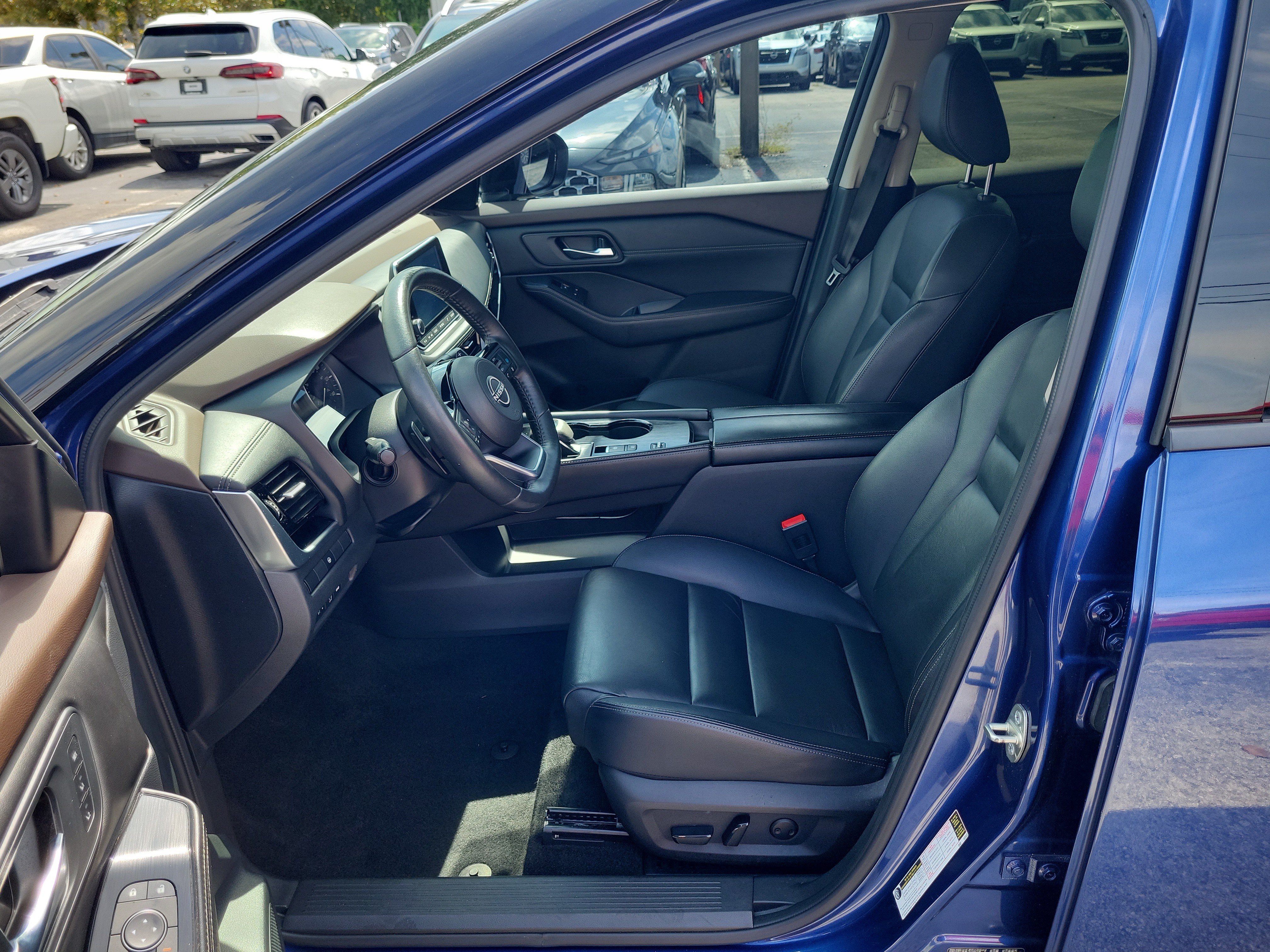 Certified 2023 Nissan Rogue SL FWD image 13