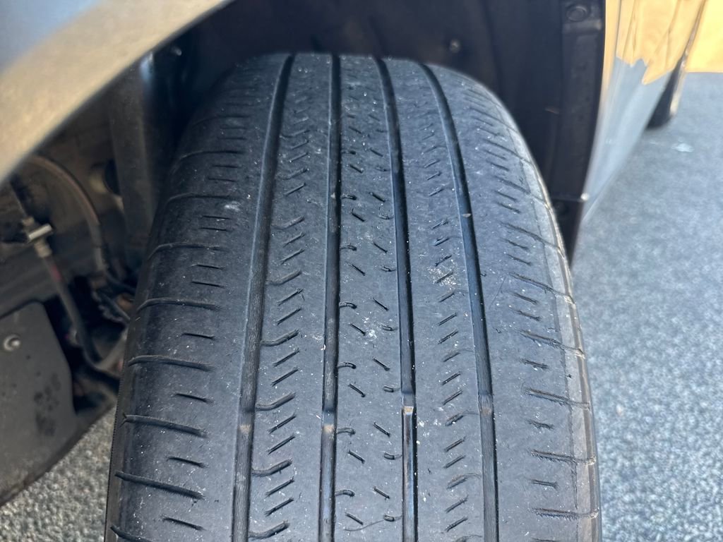 Used 2022 Toyota Highlander XLE image 48