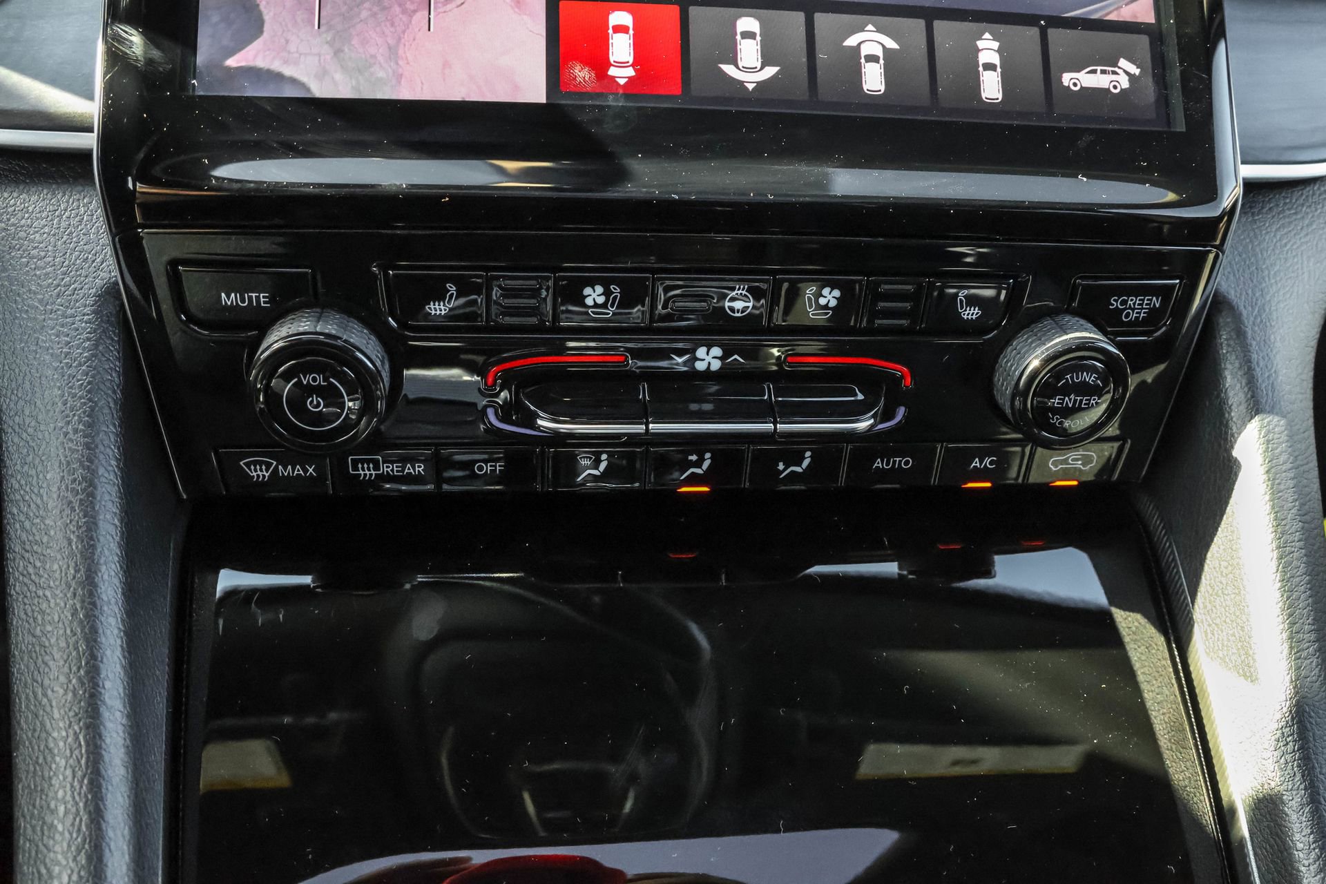 New 2025 Jeep Grand Cherokee Limited w/ Luxury Tech Group II image 22