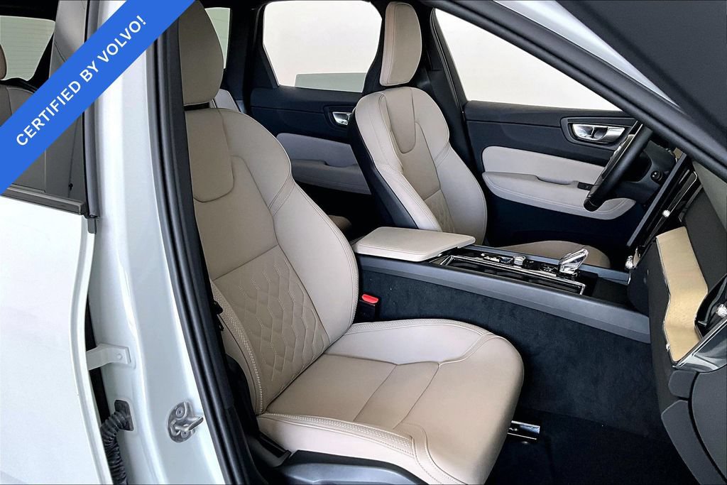 Certified 2026 Volvo XC60 B5 Plus AWD/4WD image 8