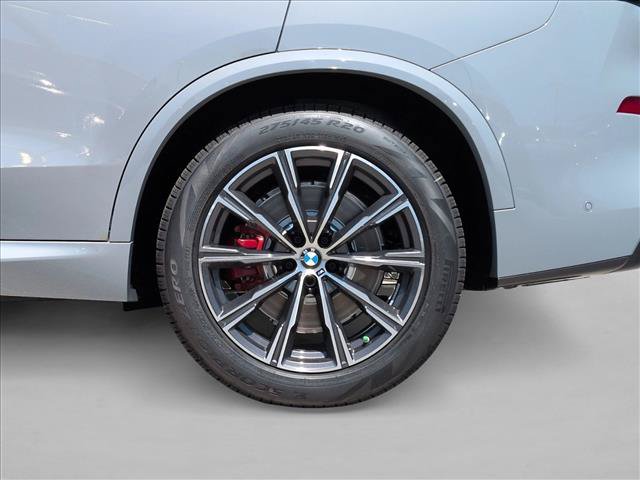 New 2026 BMW X5 xDrive50e w/ M Sport Package AWD/4WD image 10