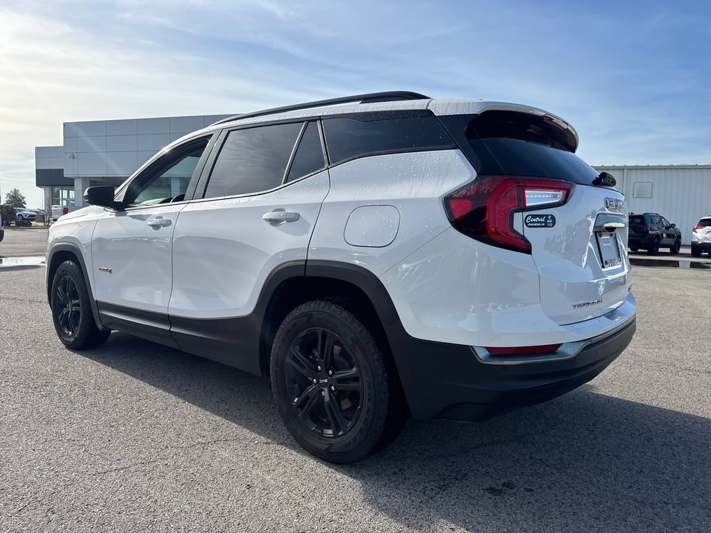 Used 2024 GMC Terrain AT4 w/ Tech Package AWD/4WD image 4