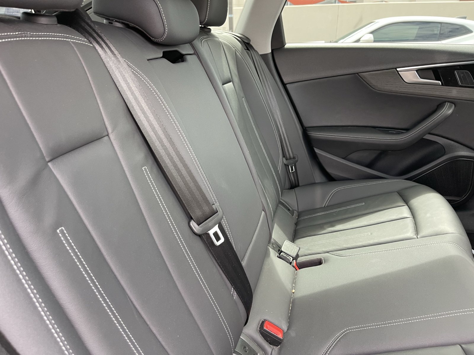 Used 2021 Audi A4 2.0T allroad Premium Plus w/ Premium Plus Package AWD/4WD image 9