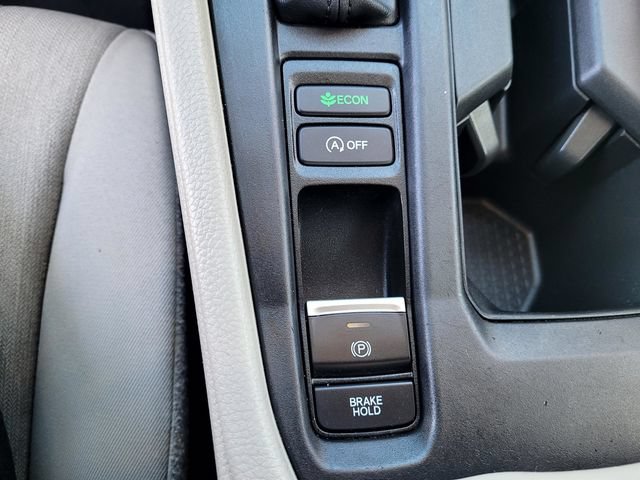 Certified 2025 Honda Accord LX image 19
