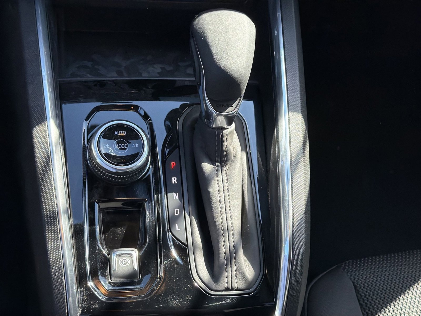 New 2026 GMC Canyon Elevation w/ Convenience Package image 22