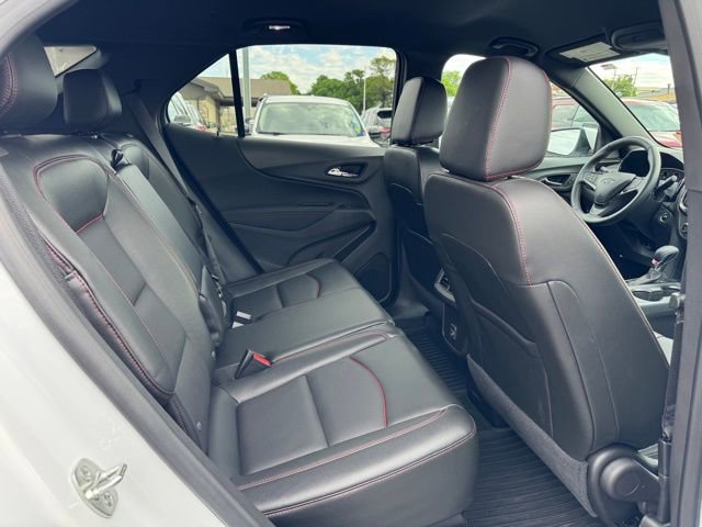 Used 2024 Chevrolet Equinox RS w/ RS Leather Package image 34