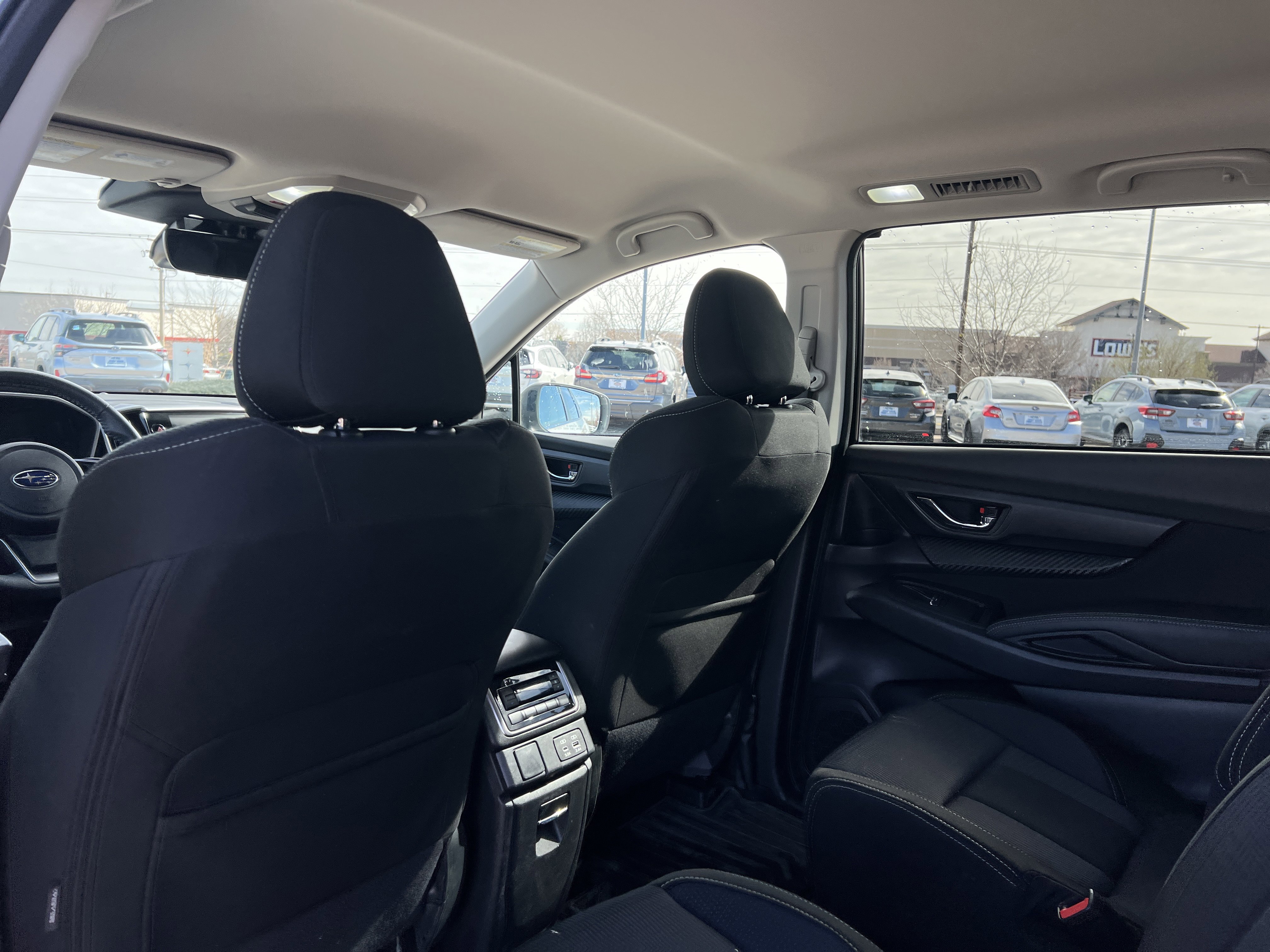 Used 2023 Subaru Ascent Premium w/ Convenience Package image 25