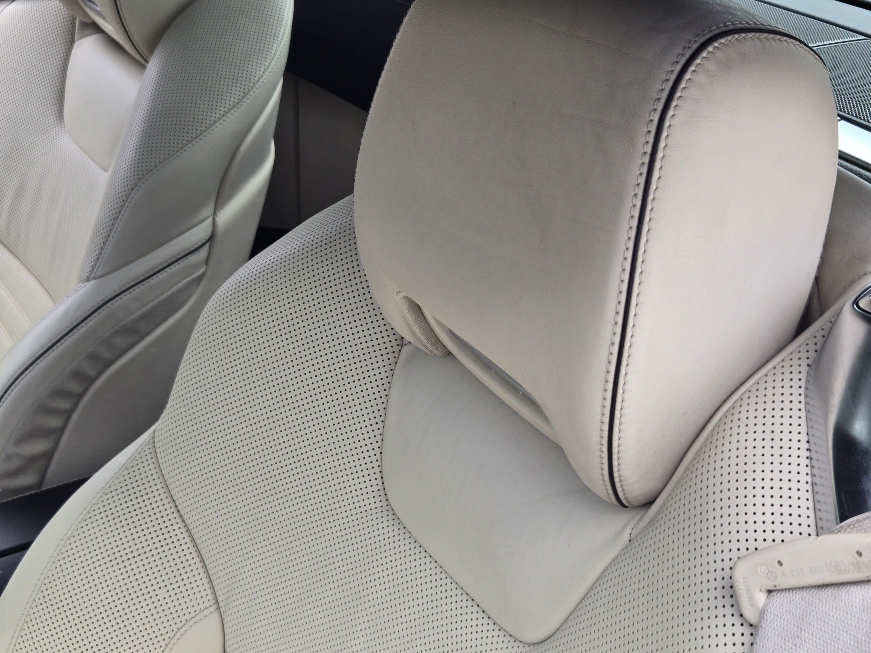 Used 2014 Mercedes-Benz SL 550 image 24