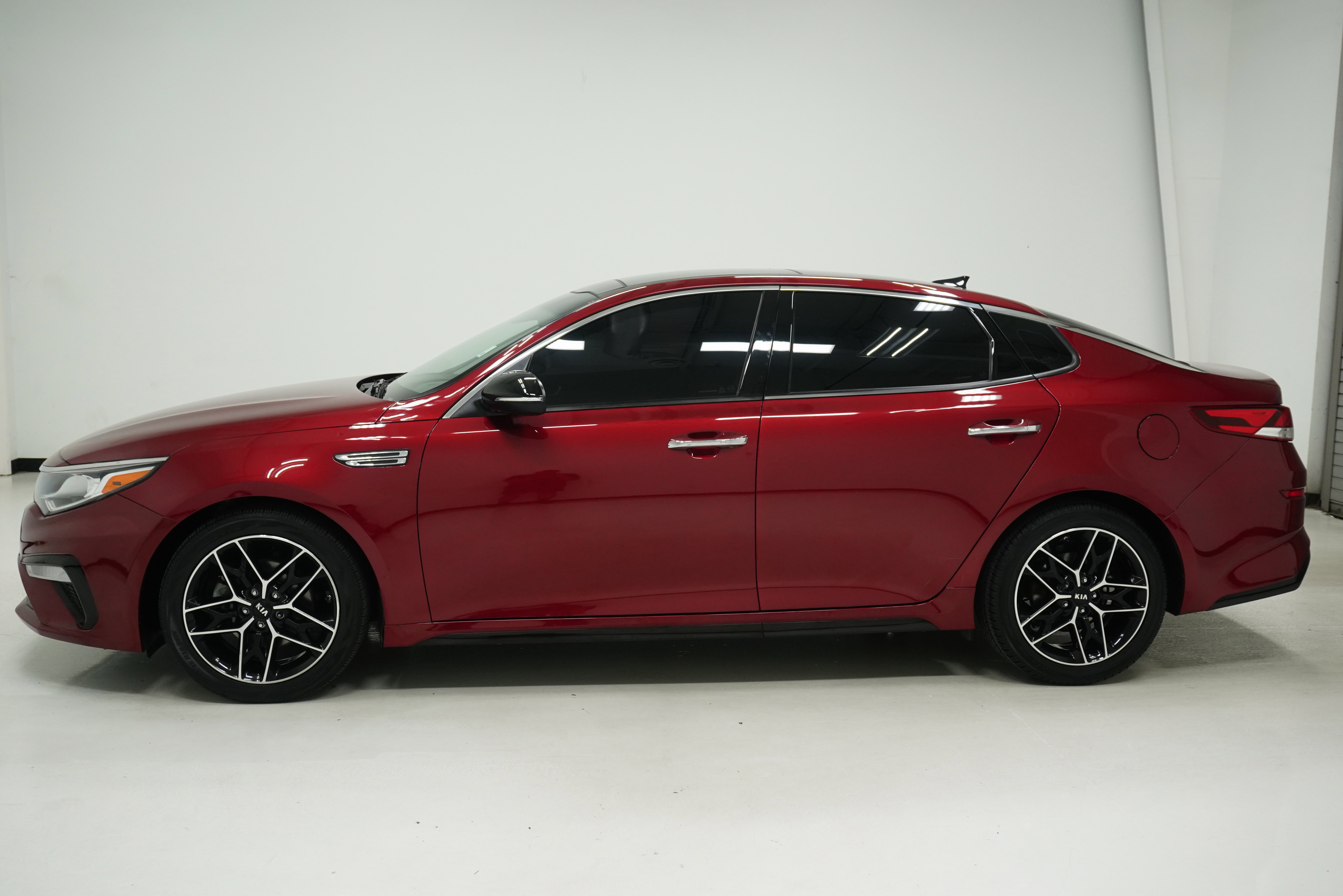 Used 2020 Kia Optima SE image 7