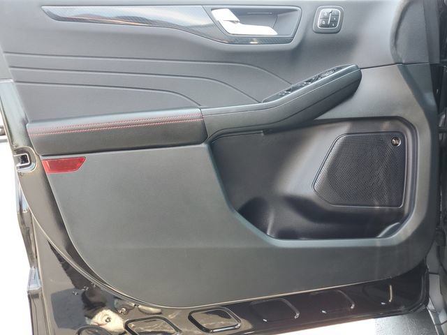 Certified 2023 Ford Escape ST-Line Elite w/ Premium Technology Package AWD/4WD image 26