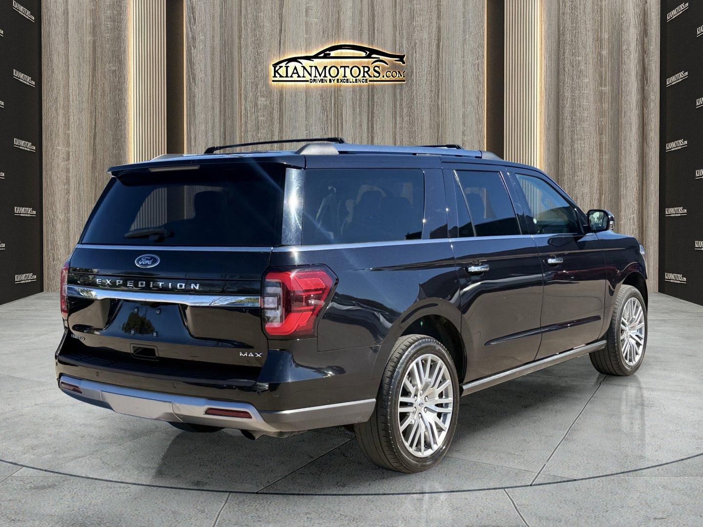 Used 2024 Ford Expedition Max Limited image 7