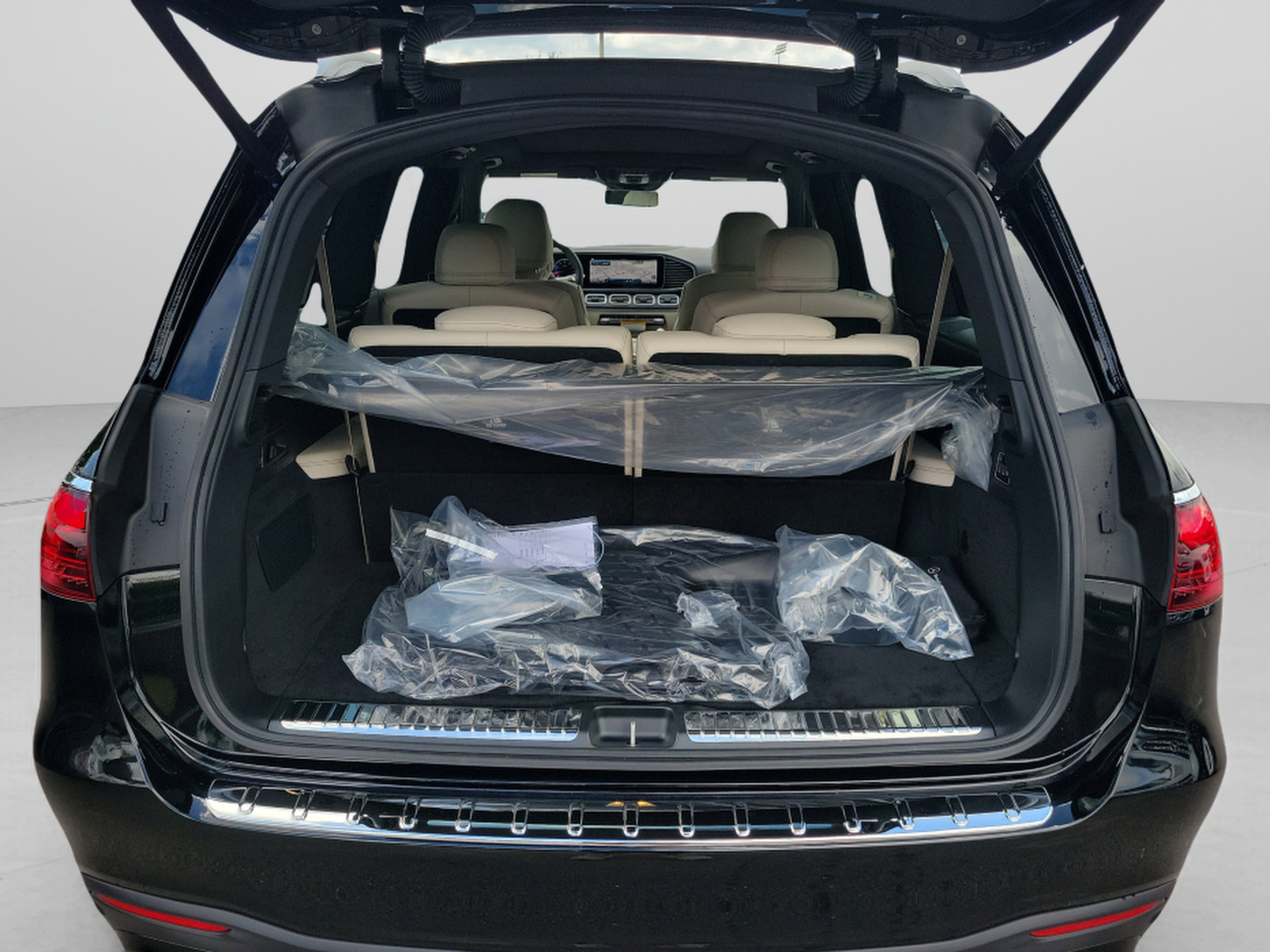 New 2026 Mercedes-Benz GLS 450 4MATIC image 5