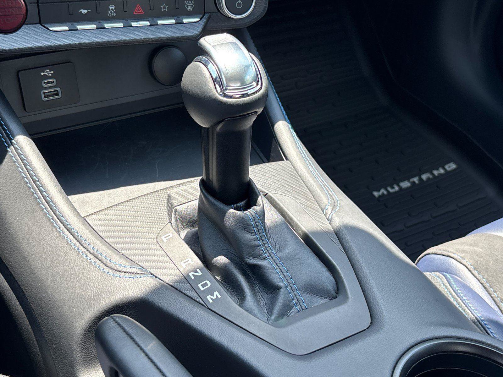 Used 2025 Ford Mustang Dark Horse RWD image 28