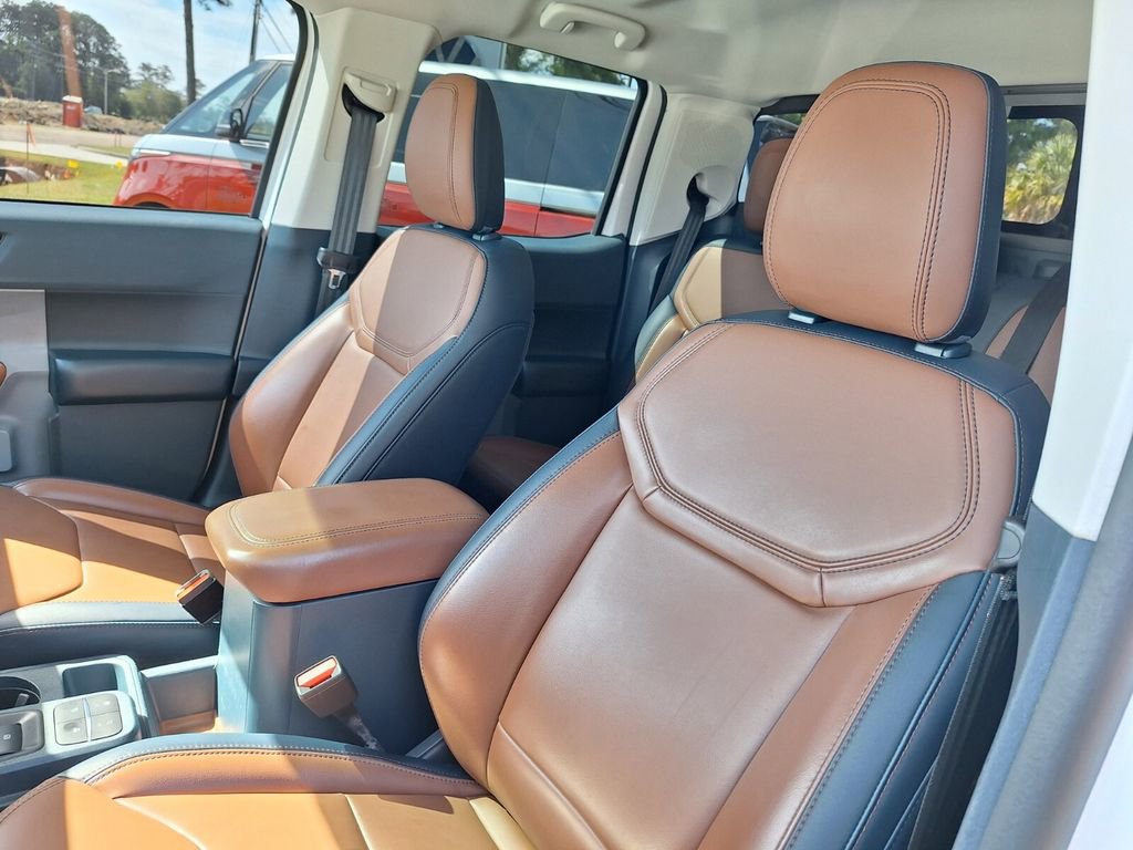 Used 2022 Ford Maverick Lariat w/ Equipment Group 500A Standard image 11