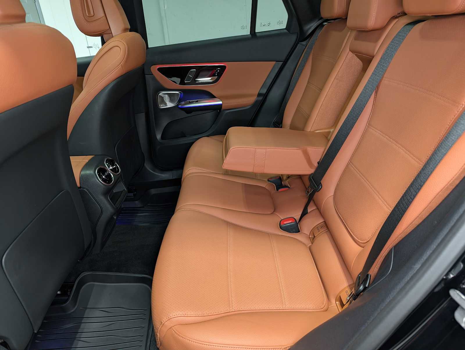 Certified 2026 Mercedes-Benz GLC 300 4MATIC image 24