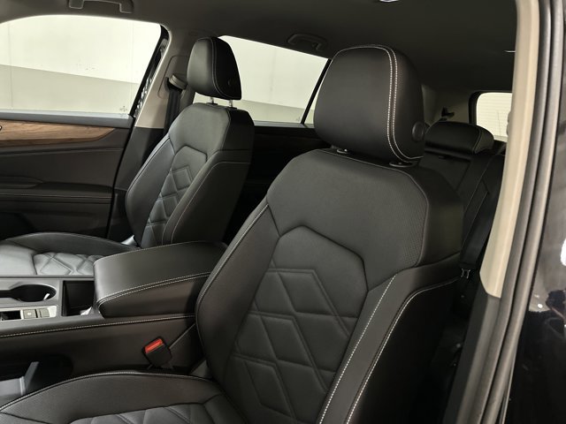 New 2026 Volkswagen Atlas SE image 13