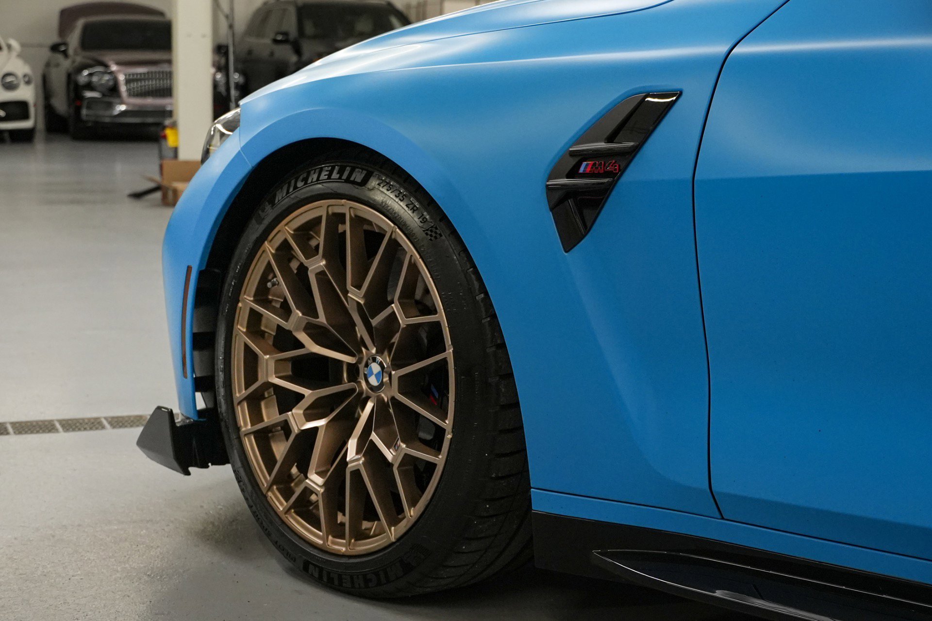 Used 2025 BMW M4 CS AWD/4WD image 8